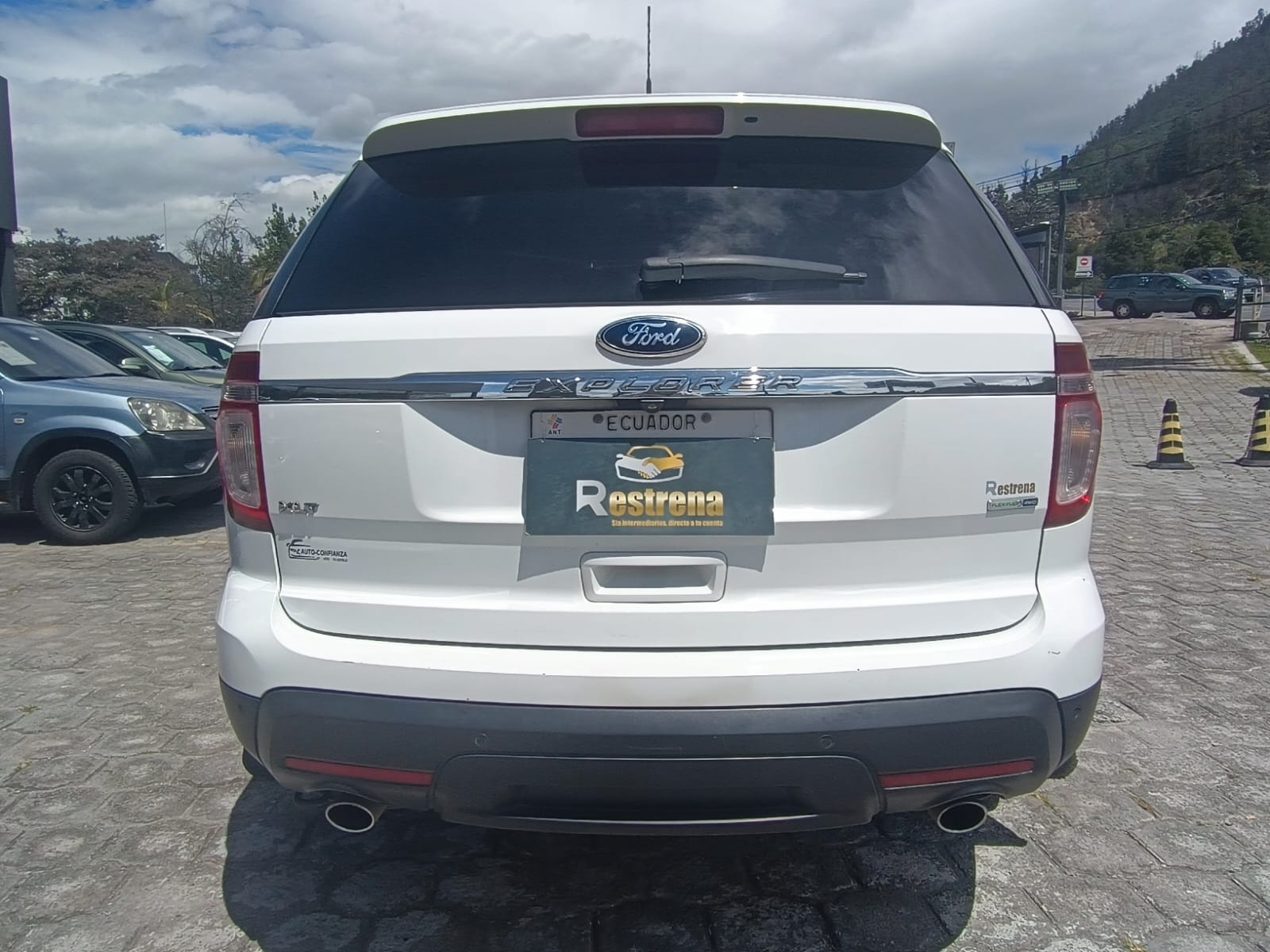 Ford Explorer XLT 4x4